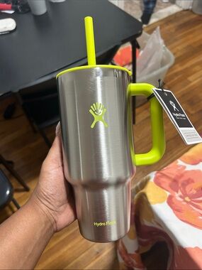 Hydro Flask Silver Tumbler with Lime Green Handle, Lid & Straw